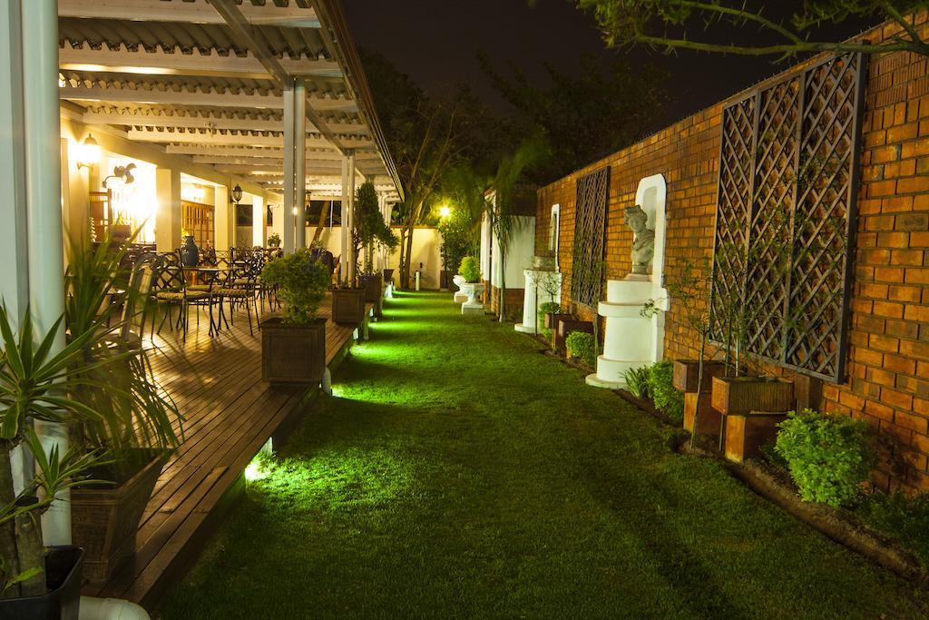 Aristo Manor Hotel Richards Bay Exterior foto