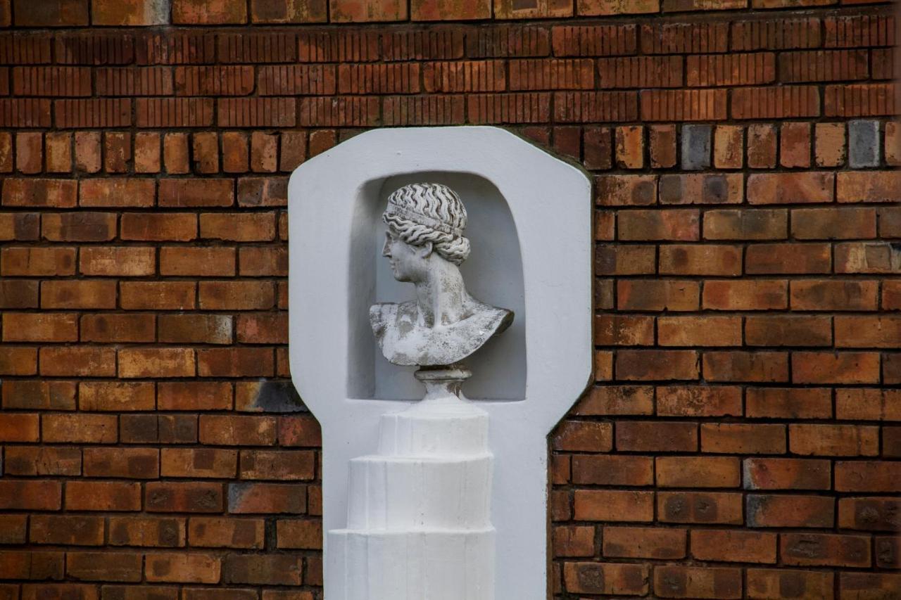 Aristo Manor Hotel Richards Bay Exterior foto